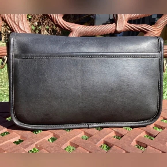 Vintage Coach Leather Penny Pocket Turn Lock Crossbody Bag - Picture 6 of 12